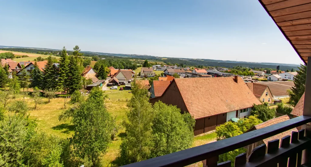 Ausblick vom Balkon im Schwarzwald-Apartment im Wellnesshotel Hohenrodt